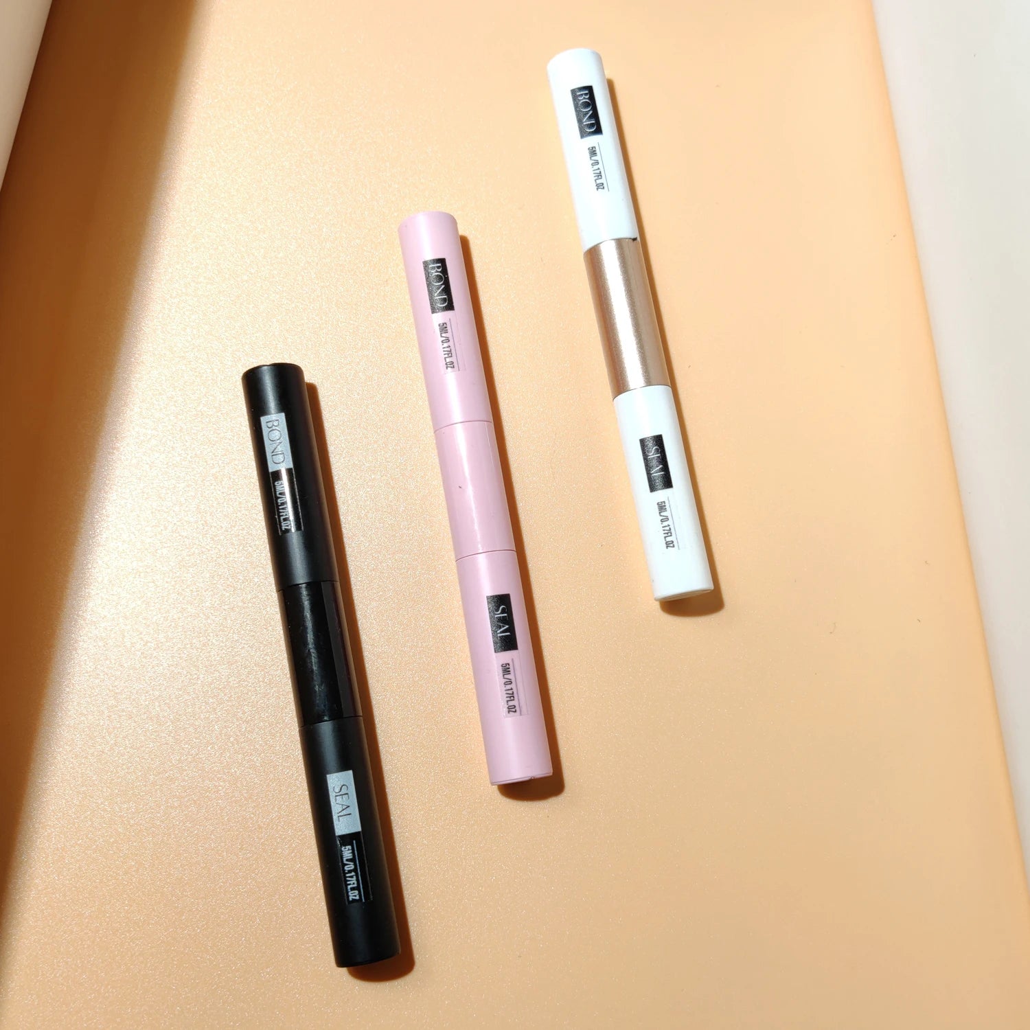 Lash Glue & Seal – Waterproof, Long-Lasting Eyelash Adhesive